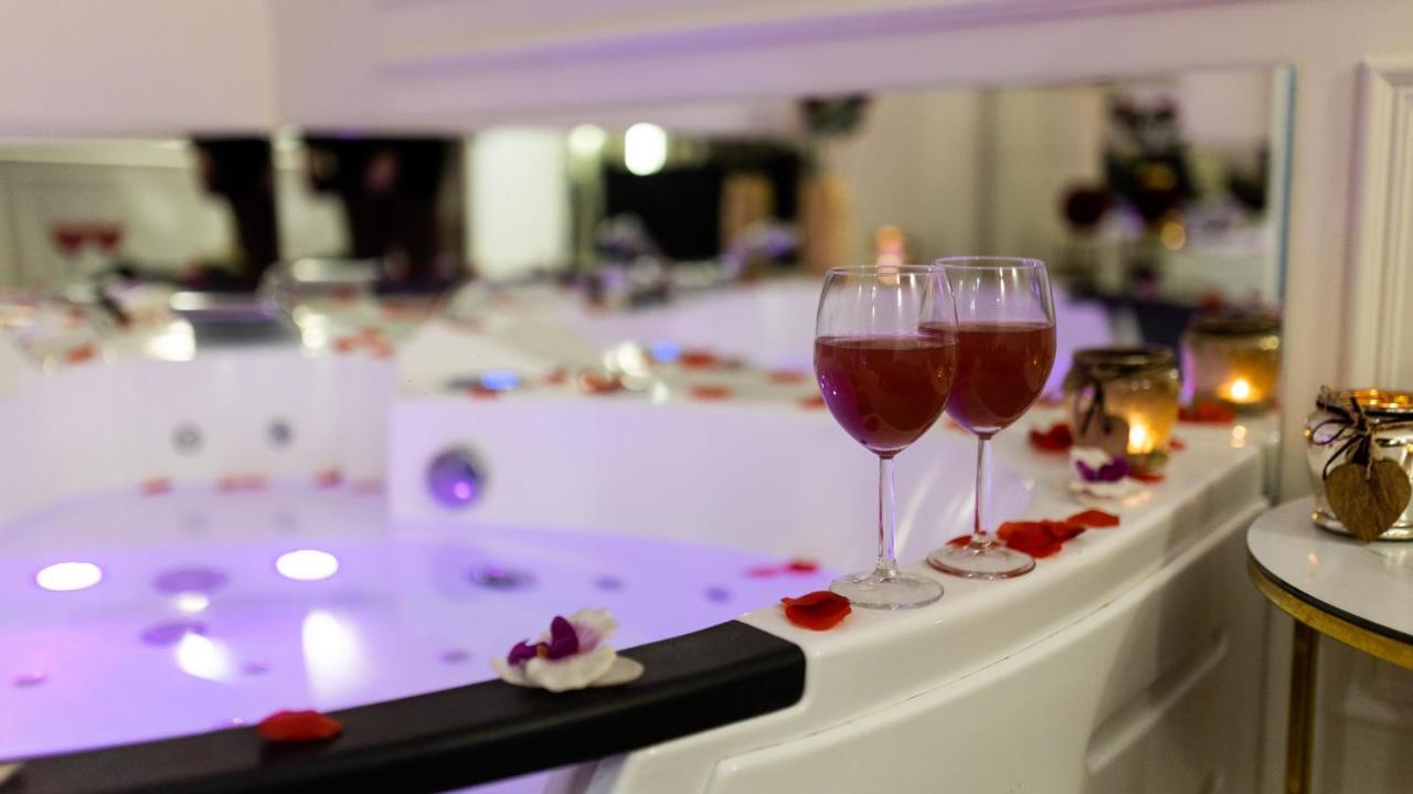 Vistula Boulevards Jacuzzi Apartment كراكوفيا المظهر الخارجي الصورة