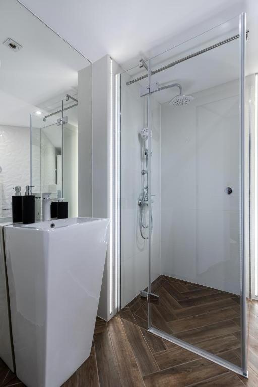 Vistula Boulevards Jacuzzi Apartment كراكوفيا المظهر الخارجي الصورة